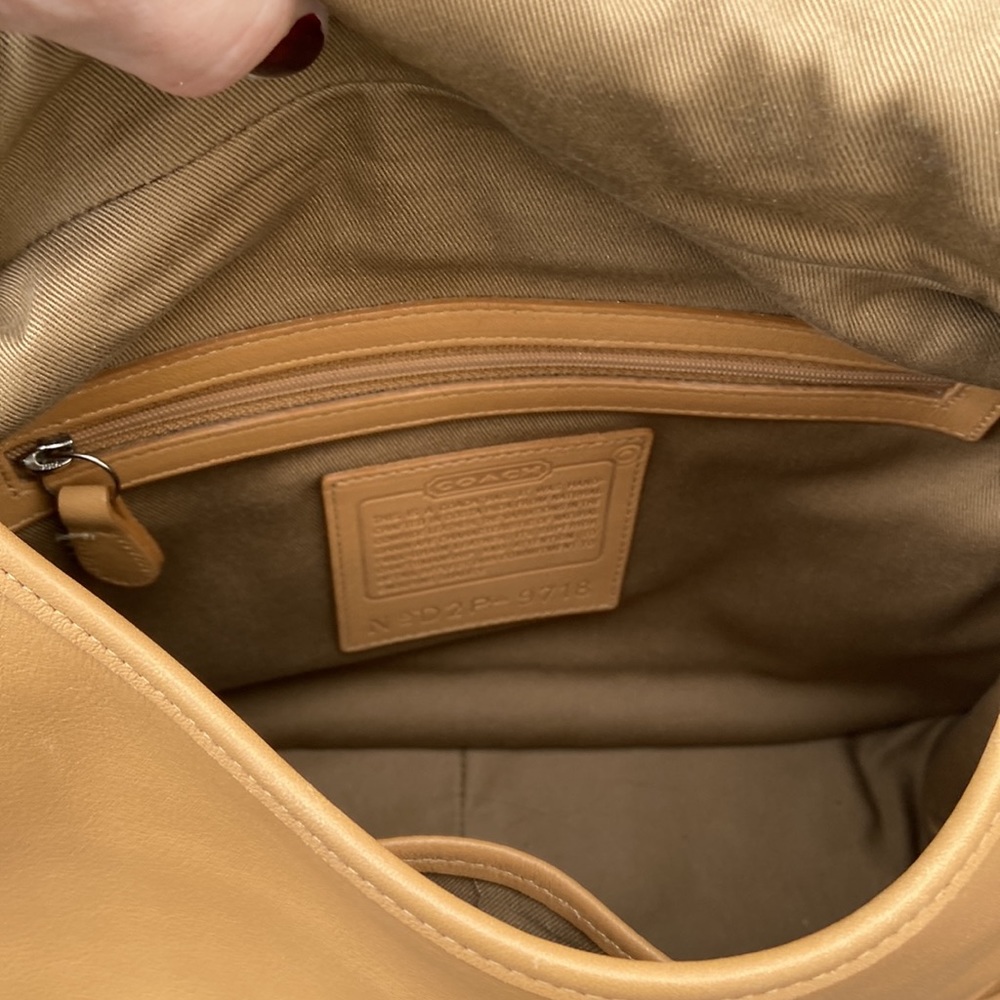 Coach Tan Leather Shoulder Bag - Picture 6 of 9